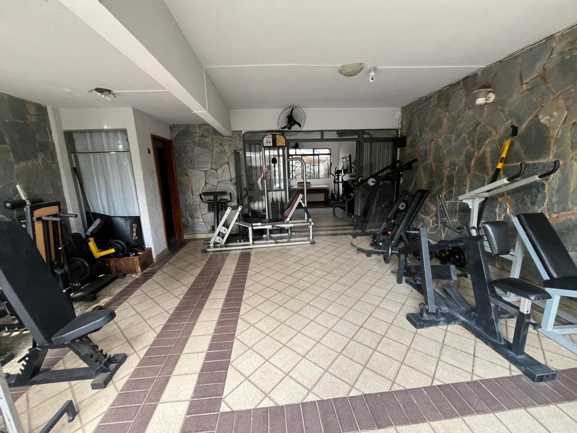 Casa Quintal Bueno! 5 Quartos Com Ar Split E Internet Ultra! Perto Do Melhor De Goiania! Marista Parques Areiao E Vaca Brava Hospital Premium Mater Dei Blue Fit Perdomo Goiania Shopping! Extérieur photo